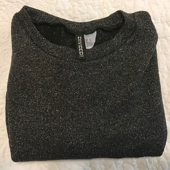 H&M Divided metallic silver dark gray long sleeve crewneck cropped sweater (M) - Picture 14 of 14